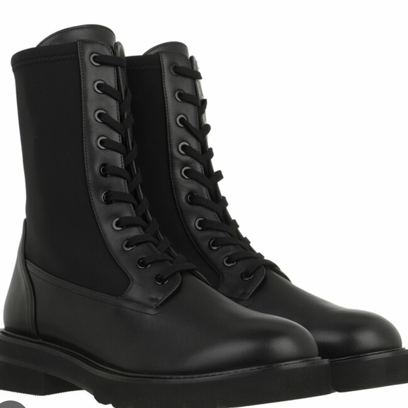 🌹STUART WEITZMAN🌹 Ande Lift Bootie Black Size: 5 - Picture 2 of 13